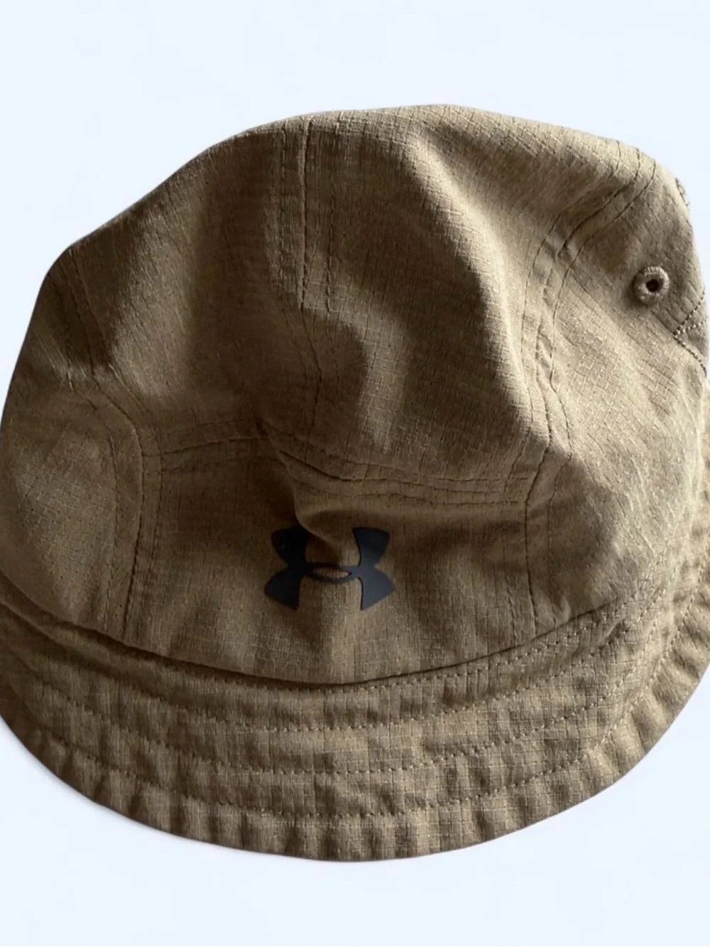 Under Armour classic bucket